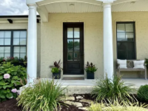 Stylish Guest Suite in Gallatin: Close to Nashville, Screened Porch & Firepit