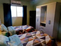 Orchid House: A Comfortable Family Retreat in a Serene Setting Hotels in Nemby