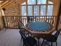Gorgeous Chalet Getaway with Cabin Feel sleeps 10 at Innsbrook Resort Hotels in Innsbrook