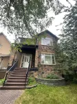 Great house in Inglewood, walking distance to Zoo, Downtown, Restaurants Hotels in Northwest Calgary