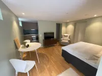 Cozy vacation apartment with pool in the countryside - 15 minutes from Gothenburg Các khách sạn ở 