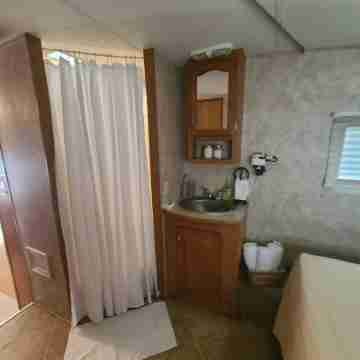 La Parguera, precioso , privado y comodo trailer se alquila, cerca de todo Rooms