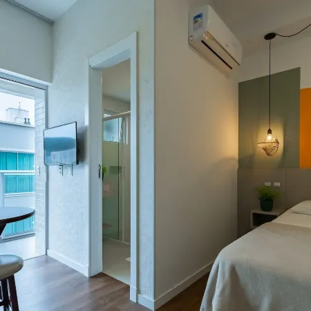 Lindos Studios Vec