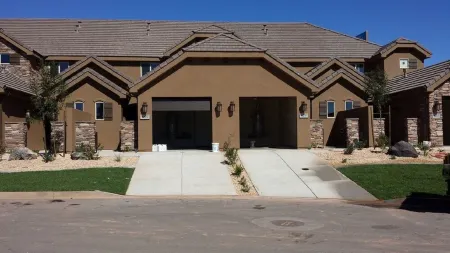 Beautiful Condo close to Zions: Weekly Discount