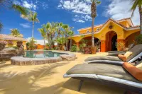 Beachfront Estate Sleeps 12! Walk Everywhere in Los Barriles with Pool & Spa - Pools