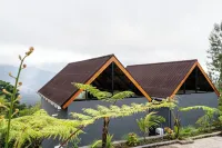 Payang Cabin Kintamani Hotels near INDOMART KINTAMANI