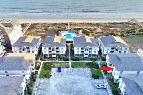 Condo with Ocean Views! Steps to the Sea! Sleeps 10. The complex is oceanfront!