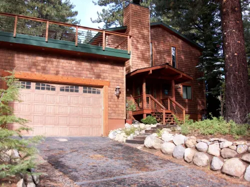 Spacious Incline Village Home, HotTub, Decks & Fireplaces SPECIAL WEEK RATES