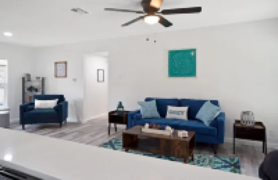 Designer 4/2 Blocks from Baylor Scott & White Hospital