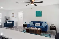 Designer 4/2 Blocks from Baylor Scott & White Hospital