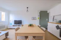 Apartment with Private Parking