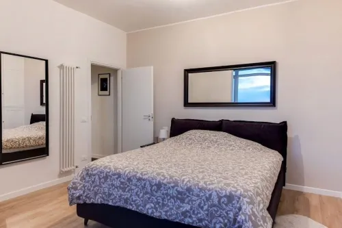 SUPER SEA VIEW PENTHOUSE