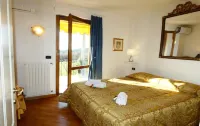 Superb villa for exclusive use CIR: 017145-CIM-00042