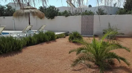 Relax in the comfort of Dar Elyas: our villa with swimming pool in Djerba!