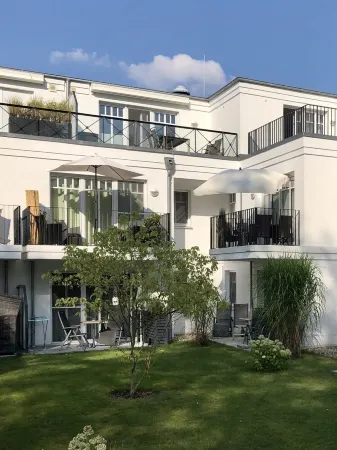 Beach Residenz Heiligendamm - Luxury apartment directly on the sea, good location! Отели в г. Бад-Доберан