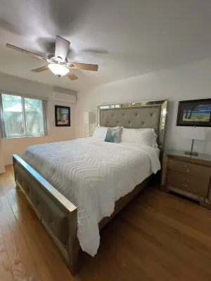 Pacifico Blu Guest House- close to beaches! Hotel in zona Tampa Clearwater Air Park