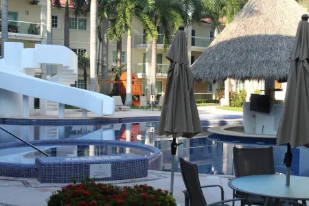 Nice Apartment, perfect for families! Отели рядом с Аэропорт Генерал Хуан Альварес