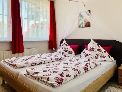 Haus Kormoran - Friesenrobbe Hotels in der Nähe von Wattwanderungen Albertus Akkermann
