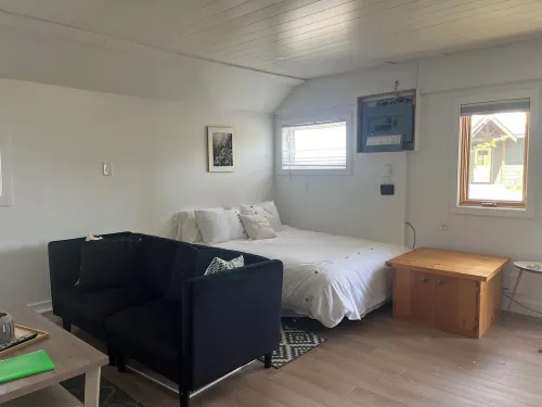 Fully Renovated original Percy Boom Haven cabin.