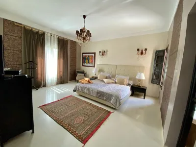 Villa Amelkis with a Private pool - 10min from city centre