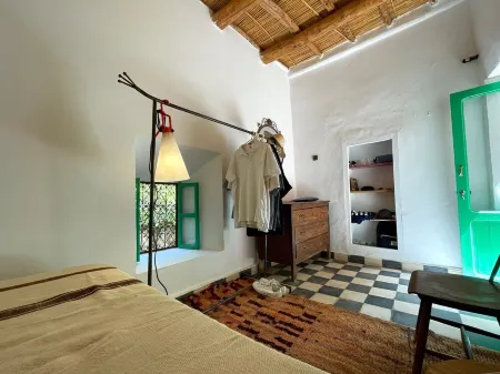 Gorgeous Bohemian Village Retreat in Fabulous Spot Just One Hour from Marrakech