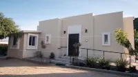 2bed, 2bath - 3 mins drive to Pickleball & Beach Отели рядом с достопримечательностью «Парк Ла Лагуна»
