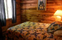 Panther Creek Cabins - Pet friendly