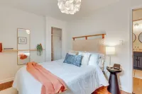 Patio & Lake Views: Family-friendly Canton Retreat Hotels near JCPenney