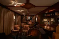 Hotel Ambiance - Bars