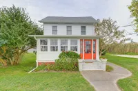2 Mi to Downtown: Tranquil Abode in Chincoteague!