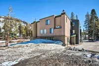 Lovely Kirkwood Condo - Walk to Ski Lift and Village - Parkplatz