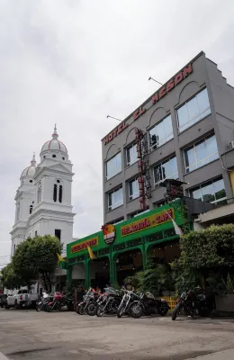 Hotel El Meson Hotel a 