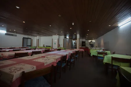 HI São Pedro do Sul – Pousada de Juventude Отели в г. Сан-Педру-ду-Сул