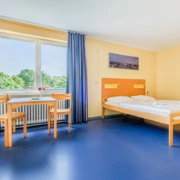 Martas Gästehäuser Hauptbahnhof Berlin Hotels near Soviet War Memorial