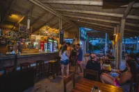 Viajero Paracas Hostel - Bar