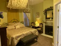 Bayberry House Bed and Breakfast Hotels in Weirton