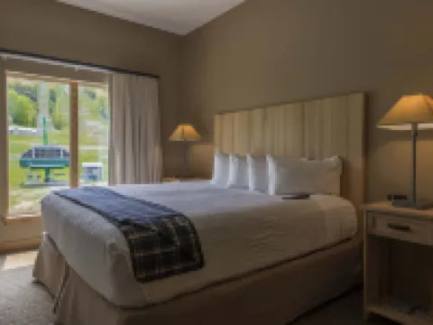 Burke Mountain Hotel Hotels in Burke
