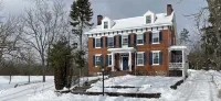Lightner Farmhouse B&B - Bed and Breakfast