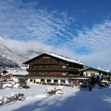 Familien- & Vitalhotel Auenhof