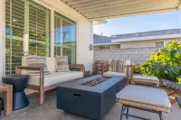 EV Charger L2 Cozy Home short distance to Downtown Riverside
