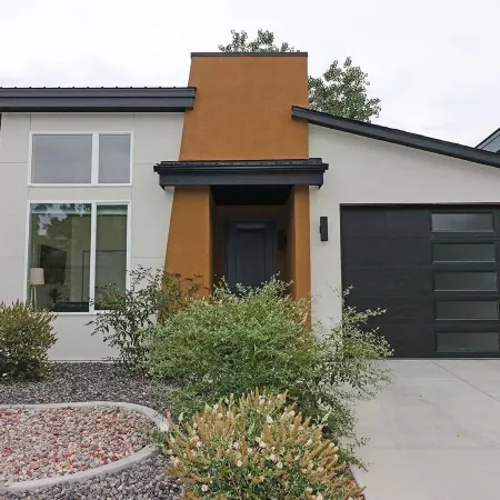 Tranquil Modern Haven 2 Bedroom Home