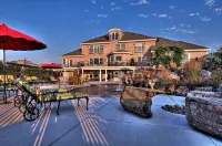 Cameo Heights Mansion and the Vine Fine Dining Restaurant Hotels in Walla Walla