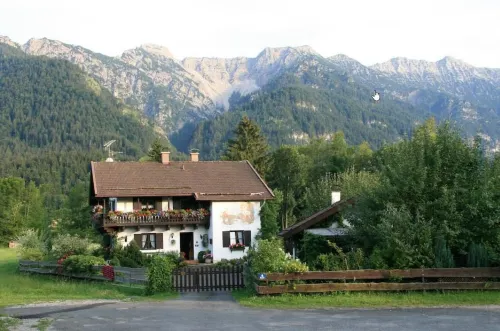 Tonihof Eschenlohe Hotels in Murnau