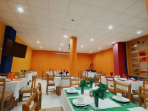 ホテル エル コンキスタドール モナルカ シタクアロのホテル