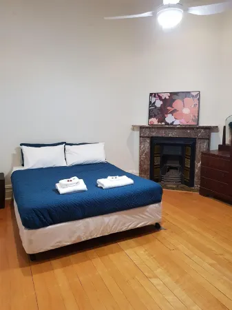 Maclean Hotel Отели в г. Ямба