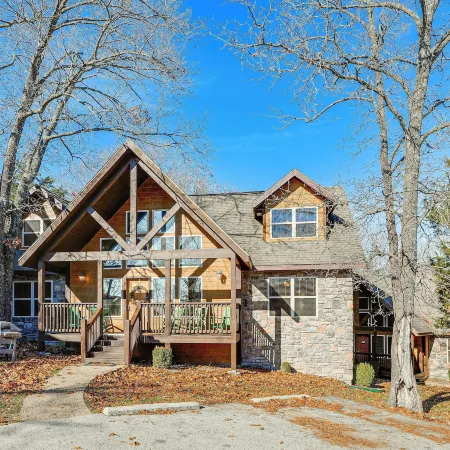 Families Welcome! Branson Resort-Style Getaway
