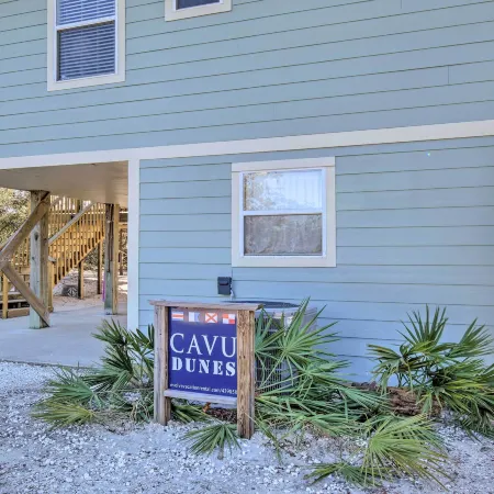 Gulf Shores Rental w/ Large Porch - Beach View!