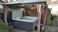 Brookside Guest House & Mini Spa