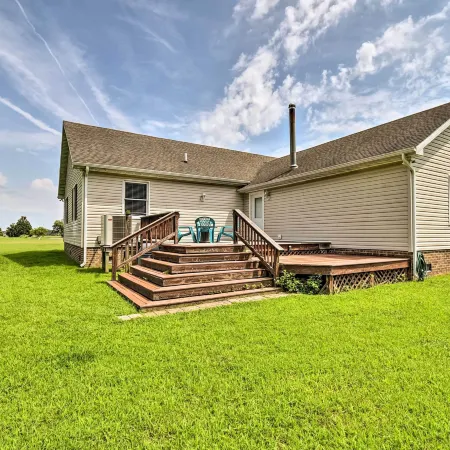 Pet-Friendly Woodsy Gem: 1/4 Mi to Chesapeake Bay