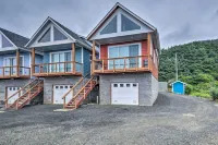Yachats Gem w/ Private Beach Access, Views - Bãi đậu xe